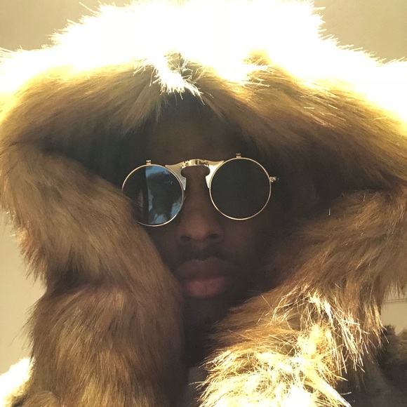 Meet your Posher, Michael - Picture 1 of 1